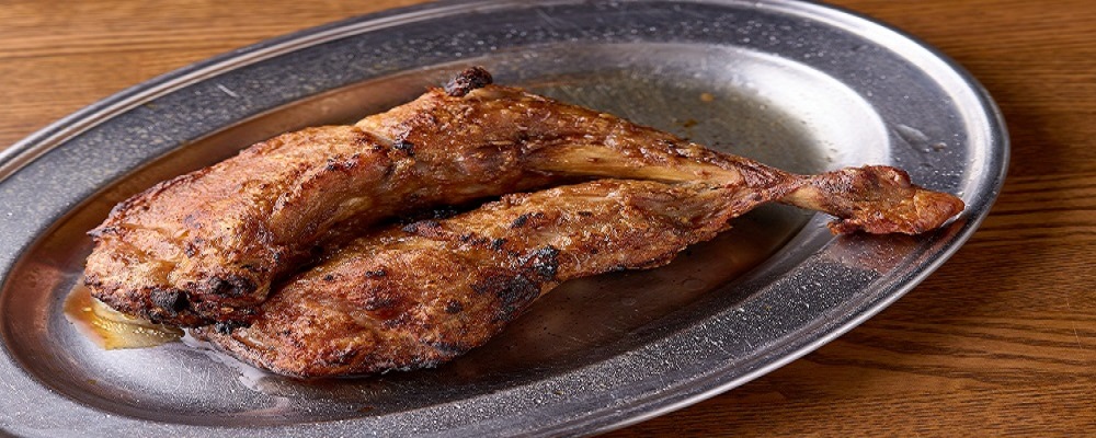 名物!釜焼き「骨付鳥」
